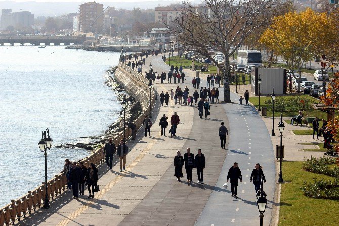 Günlerdir Boştu Şimdi İse Tıklım Tıklım