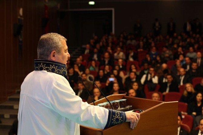 Yıldız Teknik Üniversitesi Akademik Yılı Törenle Açıldı