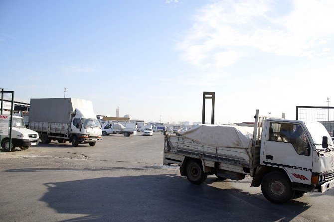 Antalya Halinde Çiftçilerin Eylemi Bitti