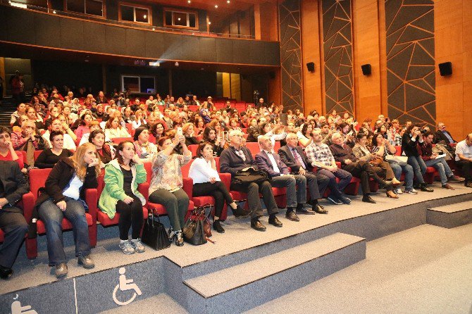 Türk Sinemasının ’Sultan’ı, Ataşehir’de Atıf Yılmaz’ı Anma Programına Katıldı