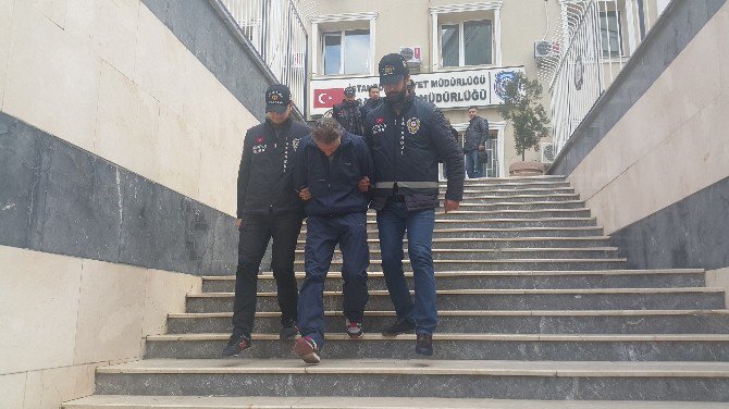 Polis Süsü Vererek Suriyeli Aileyi Soyan Hırsızlar Adliyeye Sevk Edildi