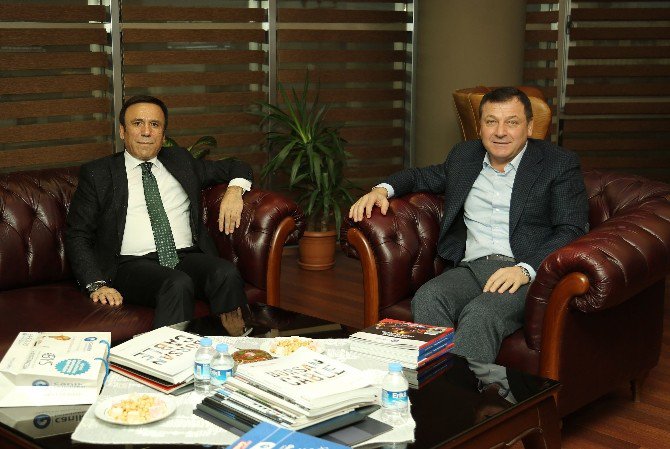 Genç: “Samsun’u Yeniden Ticaret Merkezi Yapmalıyız”