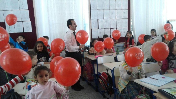 Kilis Belediyesi “Dünya Çocuk Günü” Dolayısıyla Çocuklarla Bir Araya Geldi