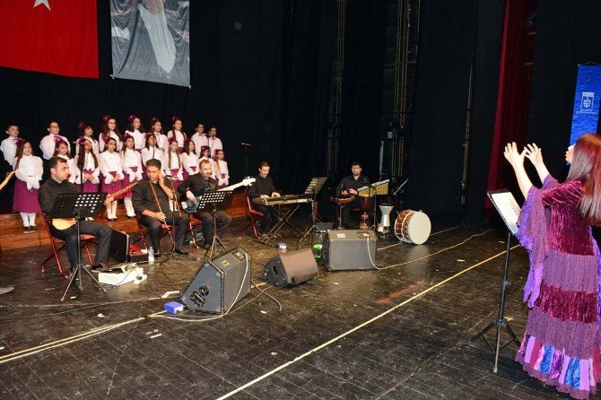 Çocuk Korosu’ndan Çocuklara Özel Konser