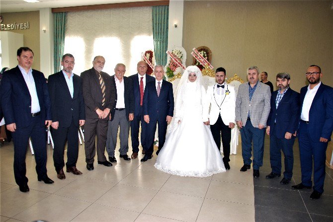 Körfez Belediye Başkanı Baran Nikah Kıydı