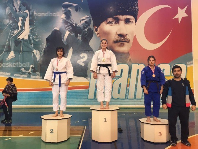 Büyükşehir Judoda Başarıya Doymuyor