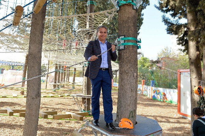 Başkan Uysal, Teneffüs Parkı Tanıttı