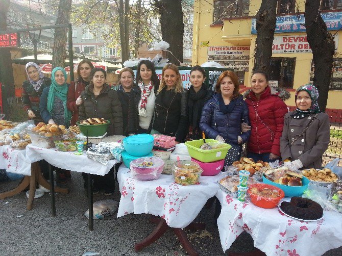 Fatih İlkokulunda Okul Yararına Kermes Düzenlendi