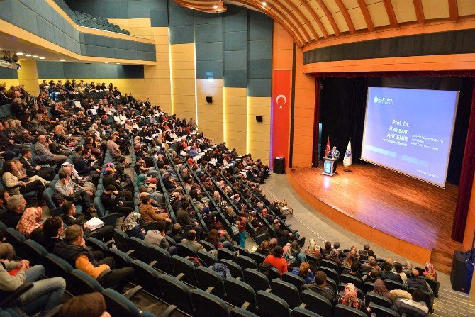 Saü’de Tıp Öğrencileri Beyaz Önlük Giydi