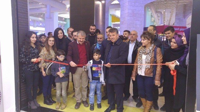 Tokat’ta “Çocuk Hakları” Konulu Fotoğraf Sergisi Açıldı