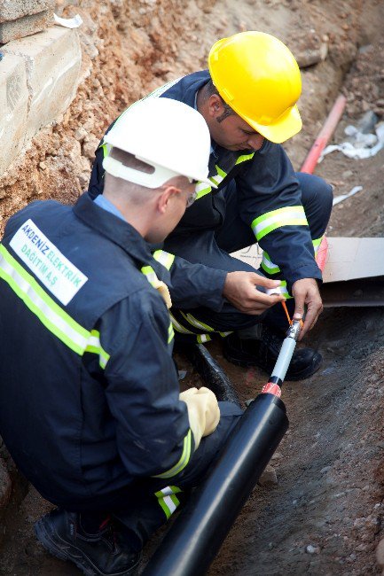 Aedaş, Fırtına Ve Yağışa Karşı Erken Alarma Geçti