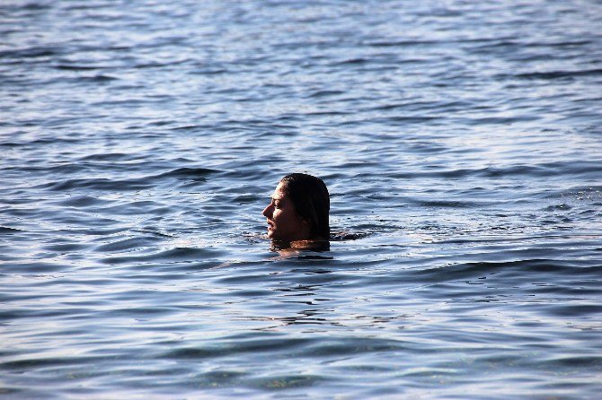 Doğuda Kar Çilesi, Bodrum’da Deniz Keyfi