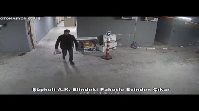 Babasına Bombalı Paket Gönderen Zanlı Kamerada