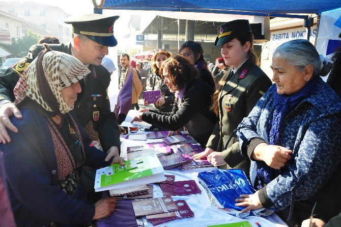 Milas’ta Jandarma Ve Kadınlar El Ele