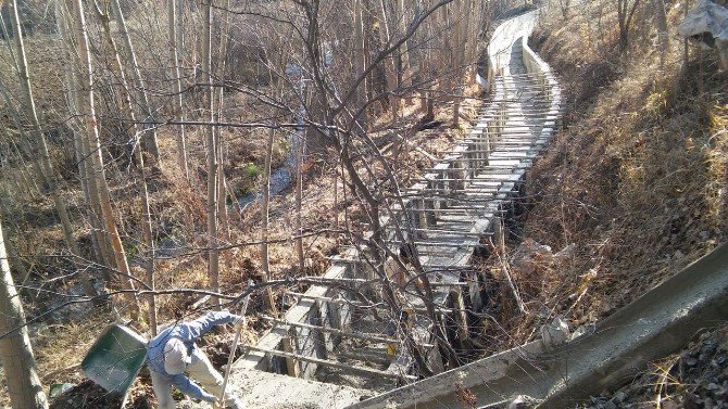 Gevaş Belediyesinden Sulama Projesi