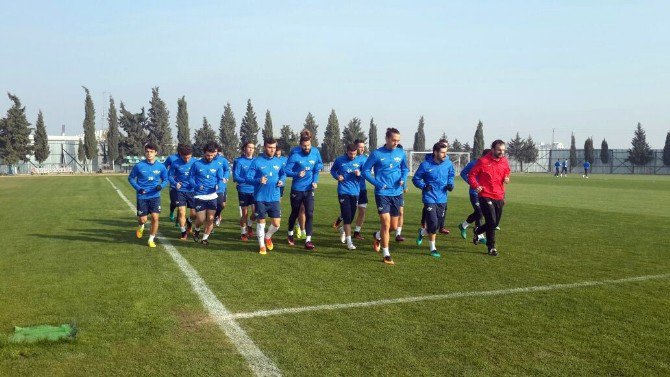 Akhisar Belediyespor, Kasımpaşa Maçı Hazırlıklarını Sürdürdü