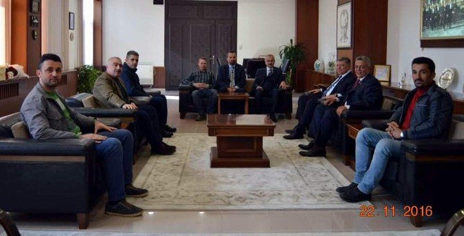 Aydınlı Marangozlardan Emniyet Müdürü Baştuğ’a Ziyaret