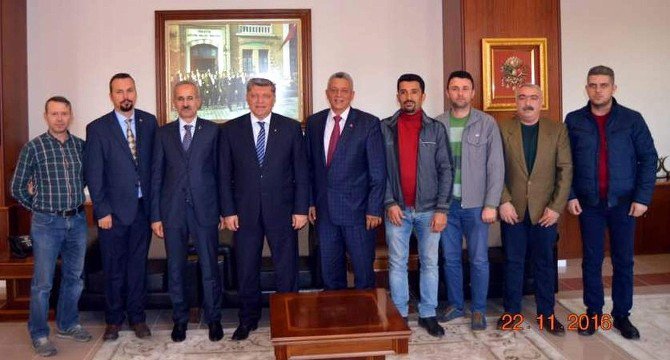 Aydınlı Marangozlardan Emniyet Müdürü Baştuğ’a Ziyaret