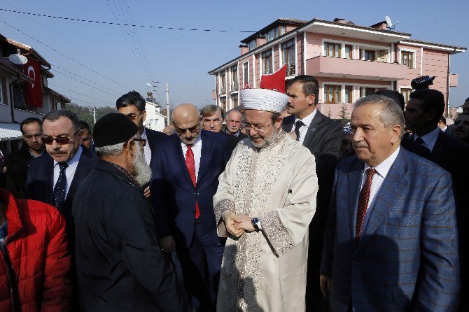 Diyanet İşleri Başkanı, Şehit Kaymakamın Evine Taziyede Bulundu