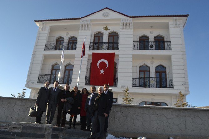 Erzurum’da ‘’Geleceğimiz İçin Ailece El Ele’’ Projesi