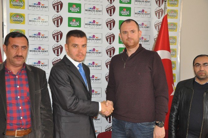 İnegölspor İsmail Güldüren İle Yola Devam