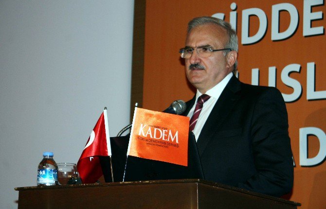 Antalya Valisi Münir Karaloğlu: 