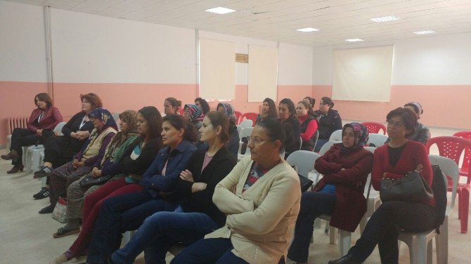 Gölmarmaralı Kadınlara Sağlık Semineri