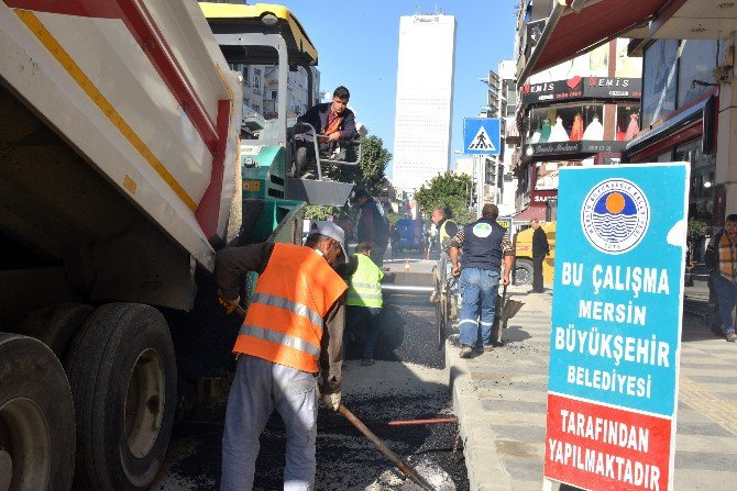 Kentsel Tasarım Çalışmalarında Asfalt Dökümü Başladı