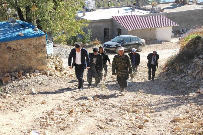 Silifke Belediyesi Mahallelerde Girmedik Sokak Bırakmıyor