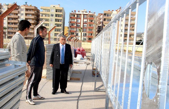 Silifke Şehir Stadyumu’nda 400 Kişilik İlave Tribün Çalışması Başladı