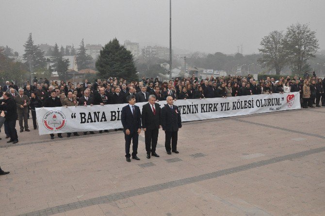 Balıkesir’de 24 Kasım Öğretmenler Günü Kutlandı