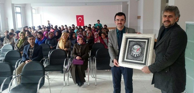 Iğdır’da "Hoca Ahmet Yesevi" Konferansı Düzenlendi