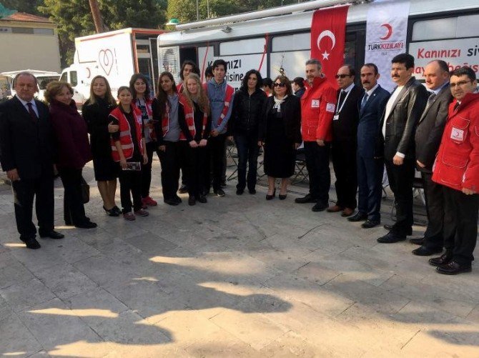 Aydınlı Öğretmenlerden 24 Kasım’da Anlamlı Bağış