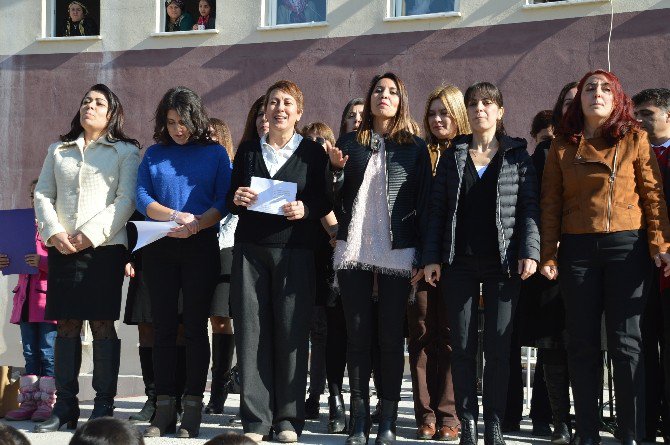 Öğretmenler Söyledi, Veli Ve Öğrenciler Dinledi