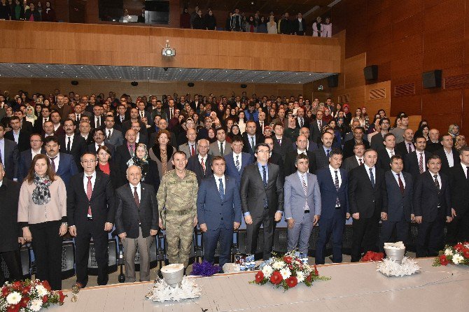 Gümüşhane’de Öğretmenler Günü Kutlandı