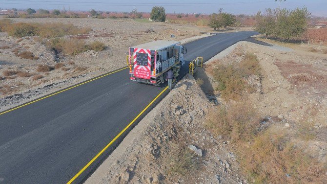 Sarıgöl’de Tırazlar Ve Çanakçı Yolu Yenilendi