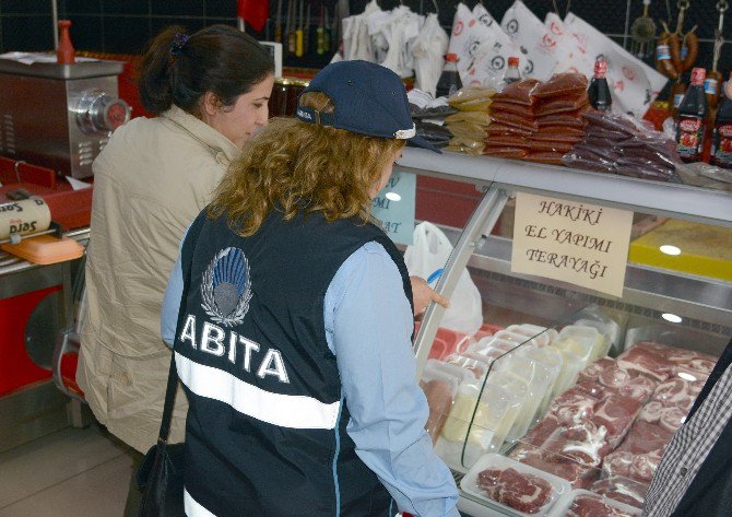 Mezitli Kasaplarına Büyükşehir Zabıtasından Tam Not