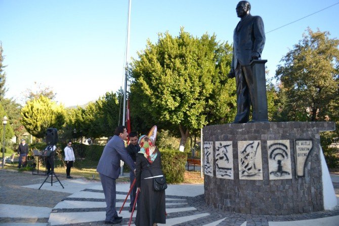 Bozyazı’da Öğretmenler Günü Kutlandı