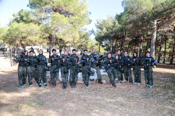 Öğretmenler, Paintball Oynayarak Stres Attı