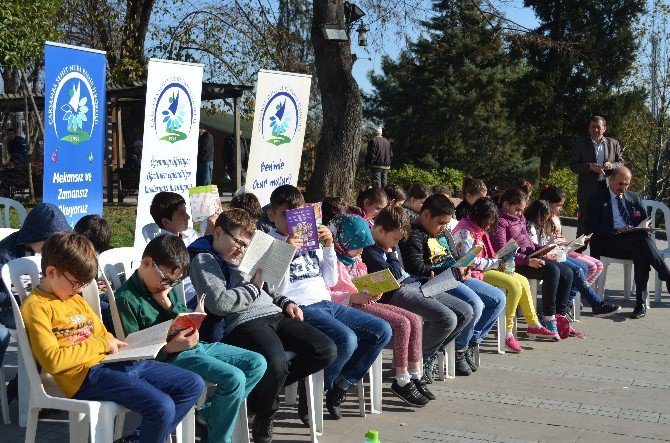 ‘Zamansız Ve Mekansız Okuyoruz’ Etkinliği