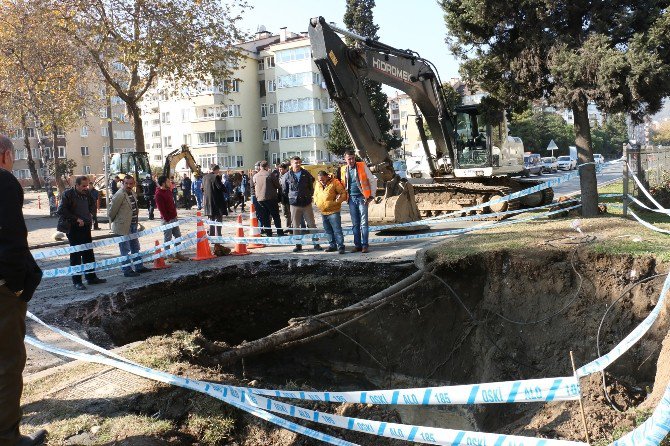 Ordu Sahil Yolunda Çökme Meydana Geldi