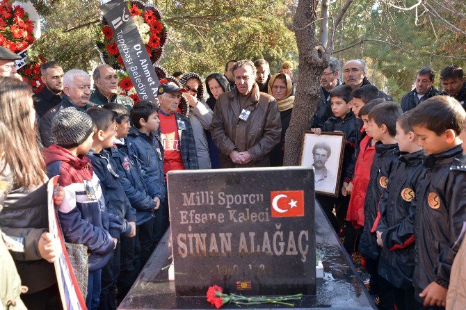 Kaleci Sinan Alağaç Unutulmadı