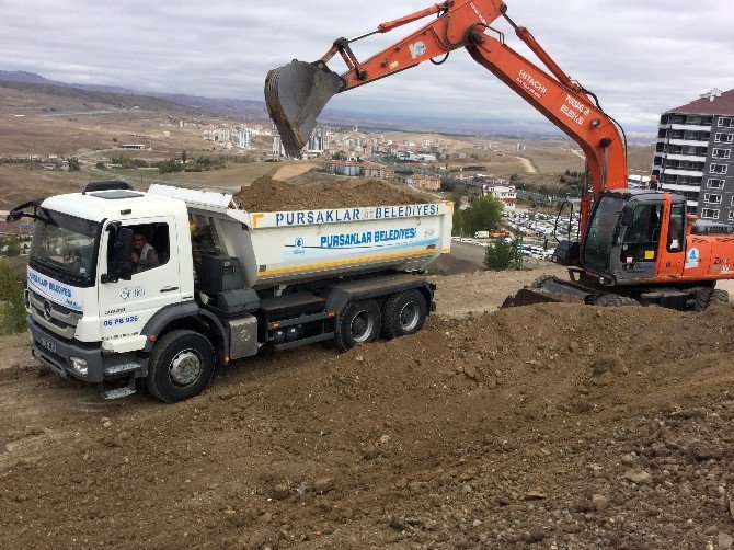 Pursaklar Belediyesi Fen İşleri Kış Öncesi Çalışmalarını Hızlandırdı