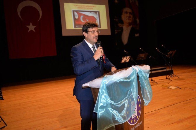 Müdür Sabahattin Dülger: Öğretmenler, Ülkemizin Bağımsızlığının Ve Bütünlüğünün Gizli Kahramanları Ve Teminatlarıdır