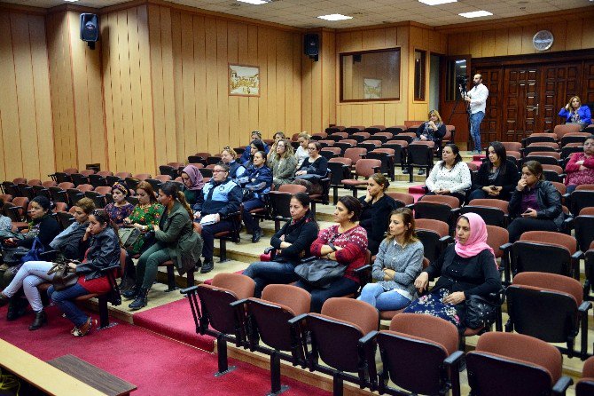 Akdeniz Belediyesi’nde ’Kadına Yönelik Şiddet’ Toplantısı