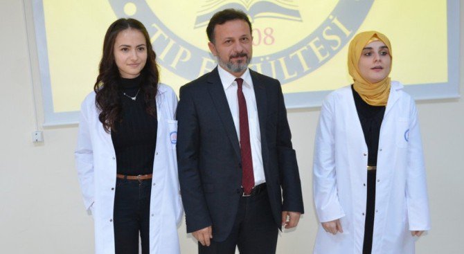 Doktor Adayları Beyaz Önlüklerini Giydi