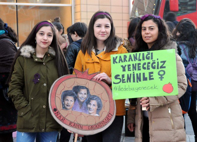 Eskişehirli Kadınlardan Şiddet Protestosu