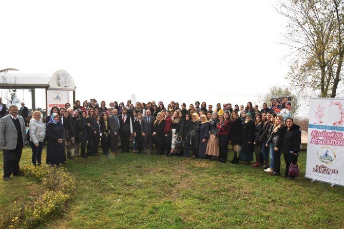 Kartepe’de Öğretmenler Günü Kutlandı