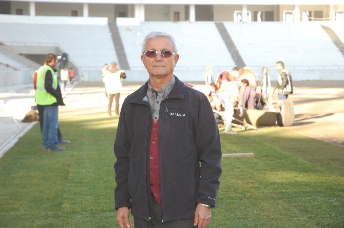 Malatya Arena Stadı’nın Çimleri Serilmeye Başlandı