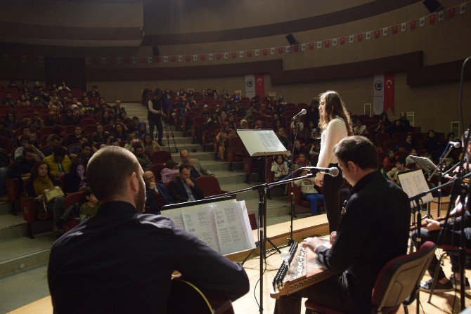 Öğretmenler Günü İçin Anlamlı Konser